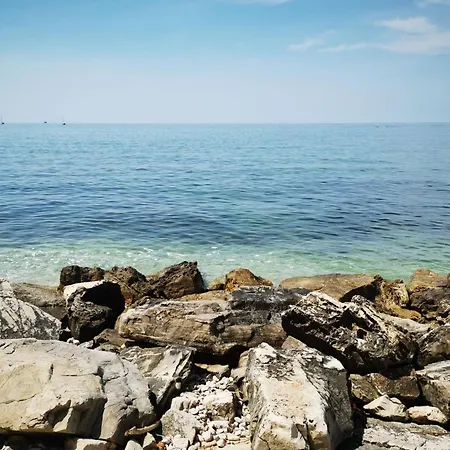 Sea View - Three Bedroom 度假居 *