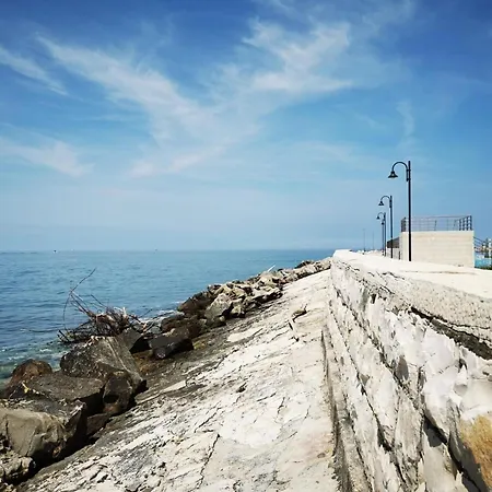 Sea View - Three Bedroom * 乌马格