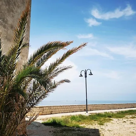 Sea View - Three Bedroom 度假居 乌马格